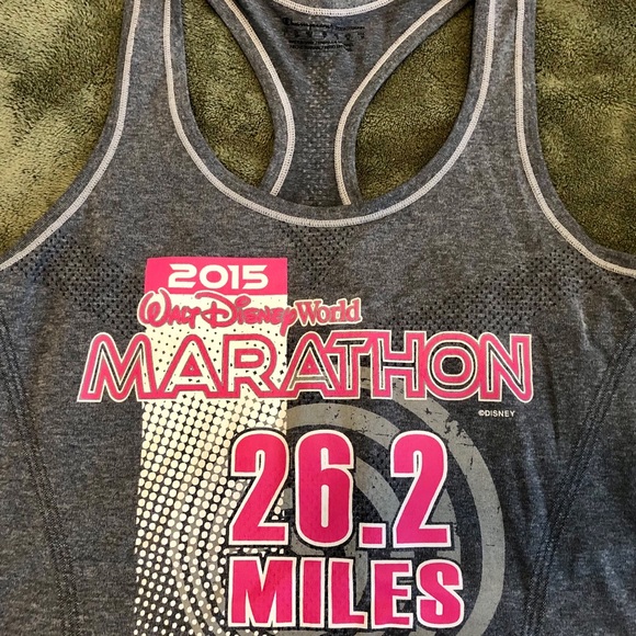runDisney Gray & Pink 2015 Walt Disney World Marathon Athletic Tank - Picture 1 of 2